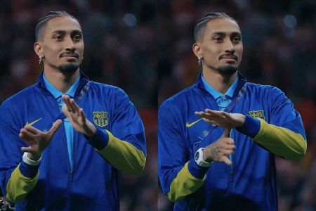 Raphinha fez sinal de "roubo" com as mãos após o jogo