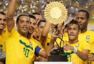 Ronaldinho Gaúcho revela se convocaria Neymar para a Copa do Mundo