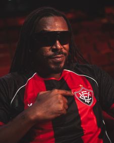 Nova camisa do Vitória fabricada pela Volt Sport