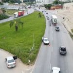 Mistério: carro bate na Via Expressa e motorista desaparece
