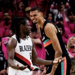 Wembanyama brilha, e Spurs voltam aos playoffs da NBA com vitória sobre Blazers