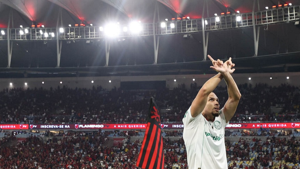 Presidente do Palmeiras, Leila reage à denúncia pelo STJD contra Paulinho