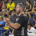 Técnico do Praia Clube faz história com título da Superliga Feminina