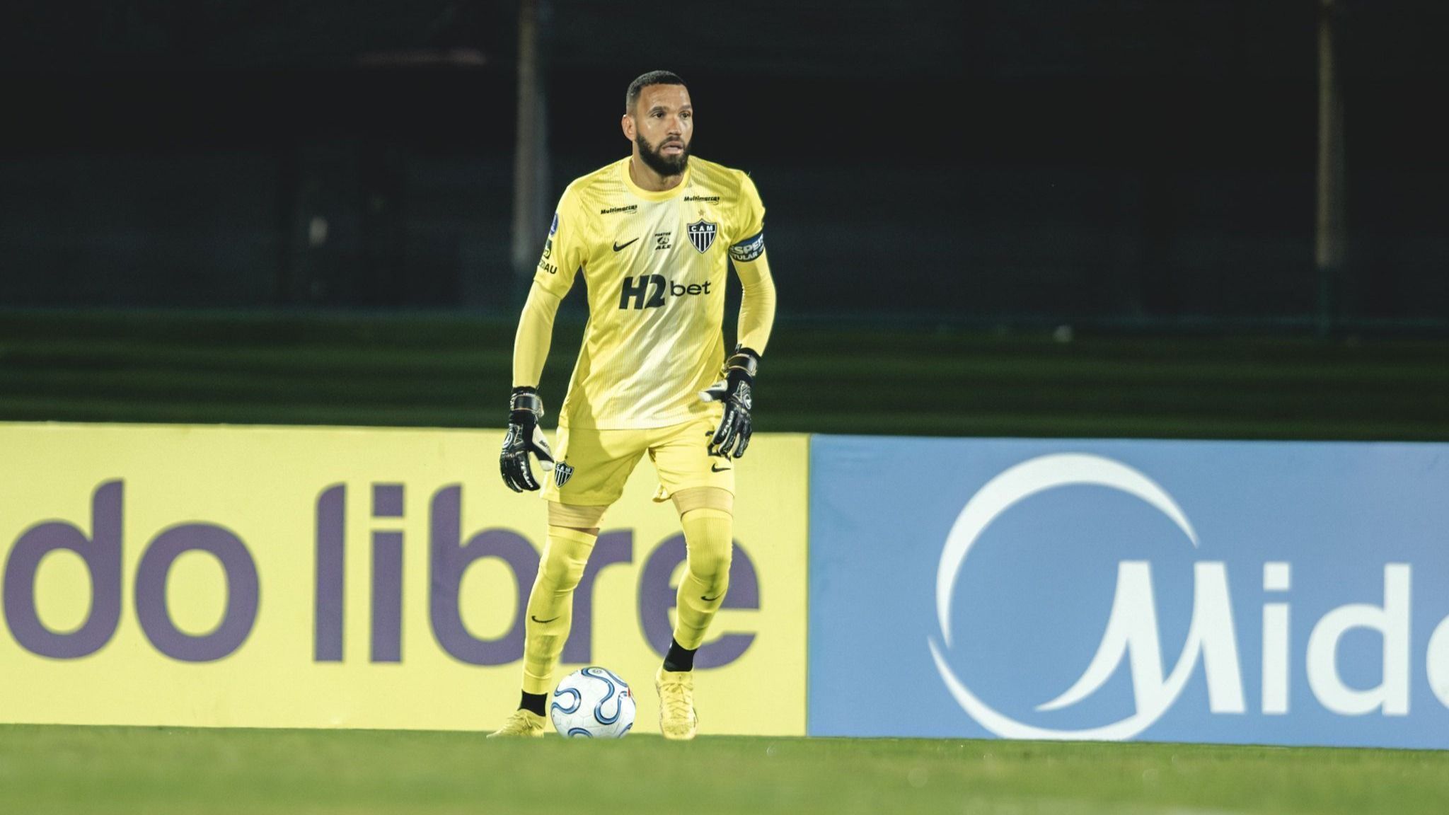 Everson lamenta vacilos do Atlético no Uruguai e resume empate: 'Sabor de derrota'