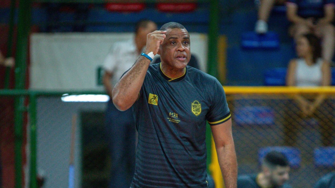Clube mineiro renova contrato de treinador para disputa da Superliga Masculina
