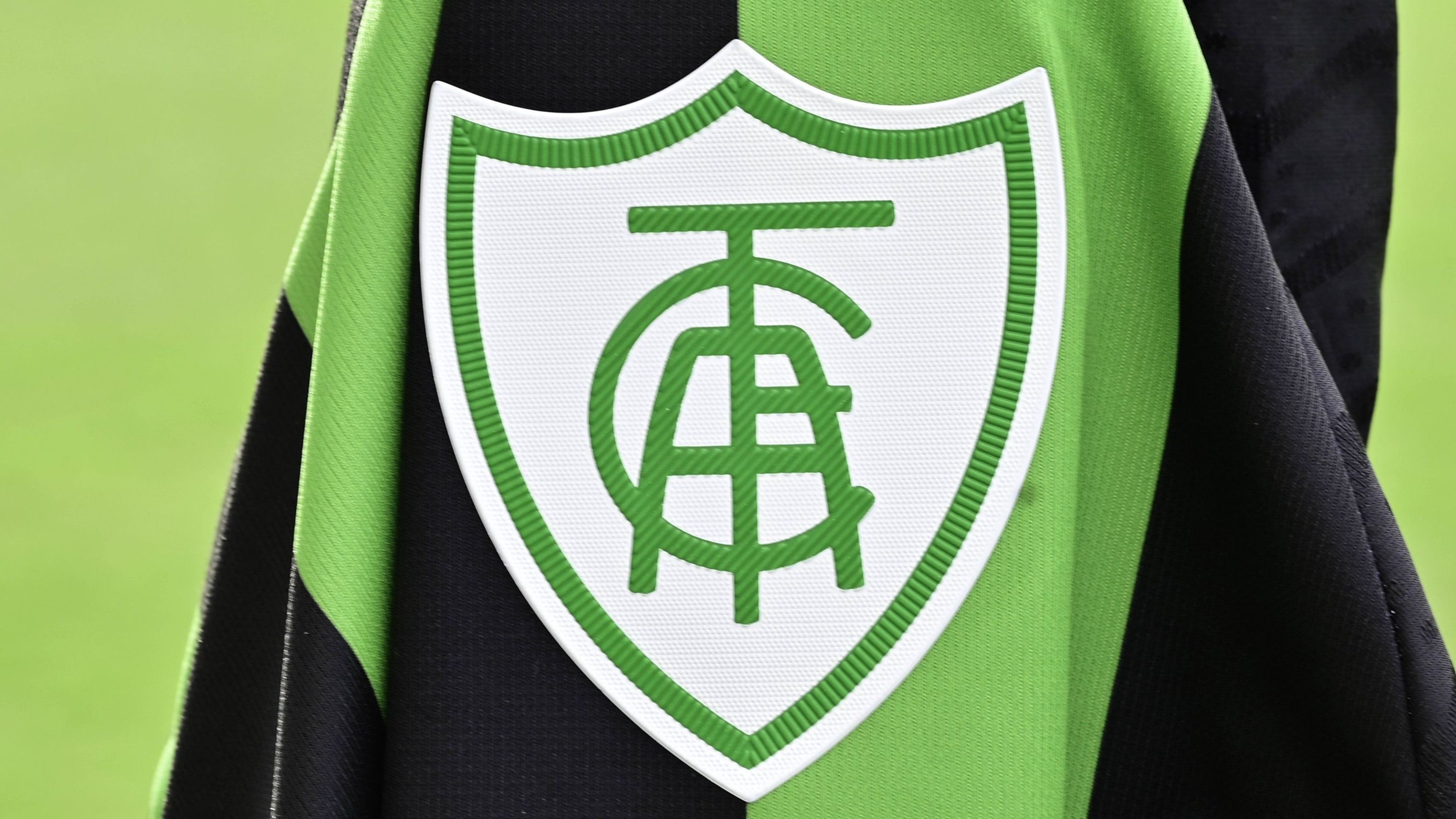 América define foco no mercado antes da abertura da janela de transferências