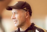 Escalação do Flamengo: Jardim deve promover mudanças contra o Vitória