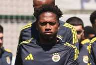 Alvo do Atlético, Fred faz balanço da temporada na Europa e indica futuro