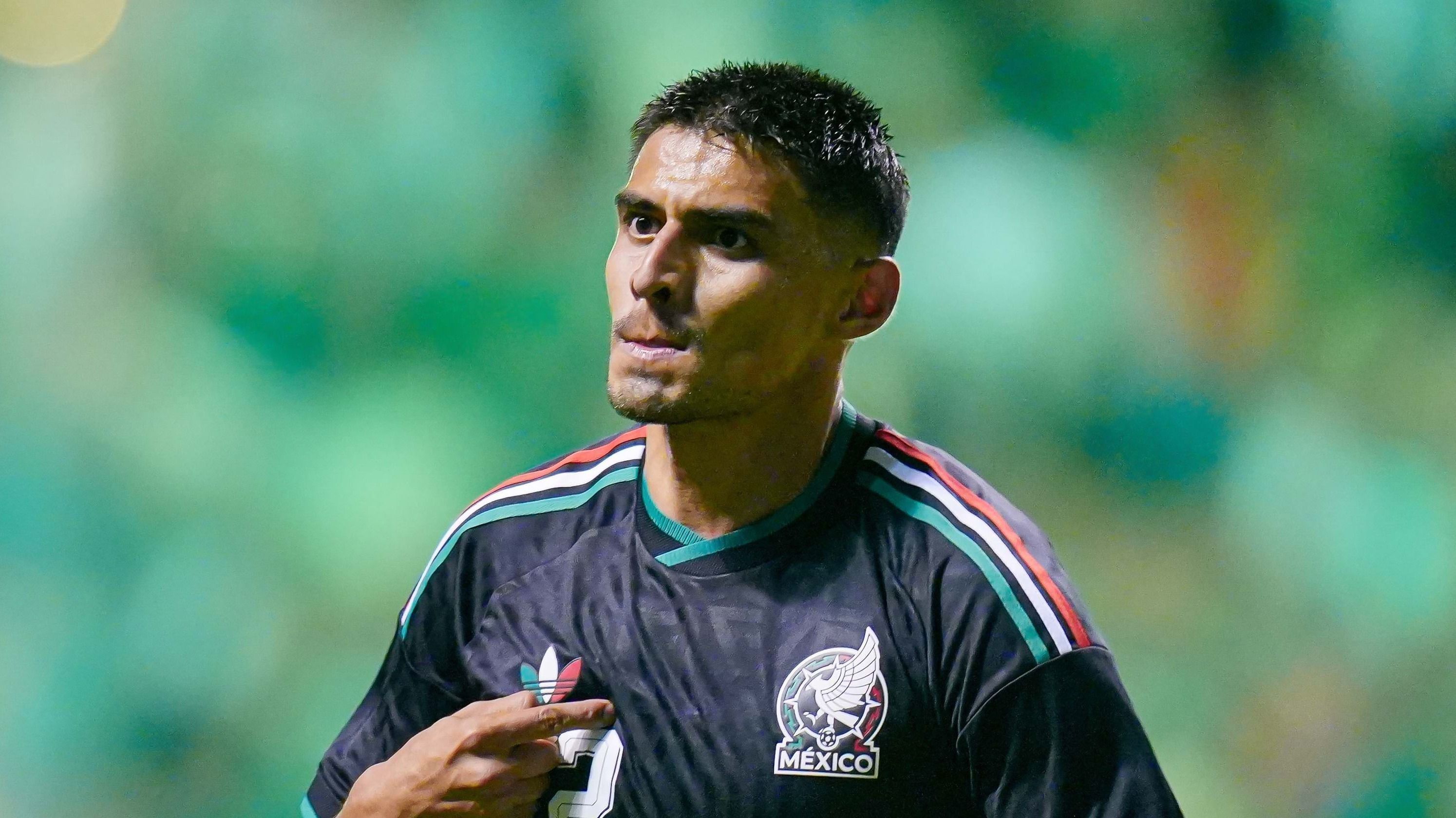 México vence Gana em casa em amistoso preparatório para a Copa do Mundo
