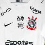 Corinthians sofre transferban por dívida pela contratação de meio-campista