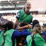 Barcelona goleia Lyonnes e conquista Champions Feminina pela 4ª vez