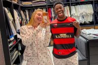 Virginia mantém fotos com Vini Jr. após anúncio de término de namoro