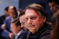 Convidado, Bolsonaro não vai à posse de Nunes Marques; Michelle e Flávio comparecem
