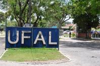 UFAL abre seleção para professores em 32 áreas com salários de até R$ 8,3 mil