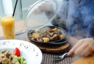 Frio aumenta a fome? Saiba por que o corpo pede comidas mais calóricas no inverno