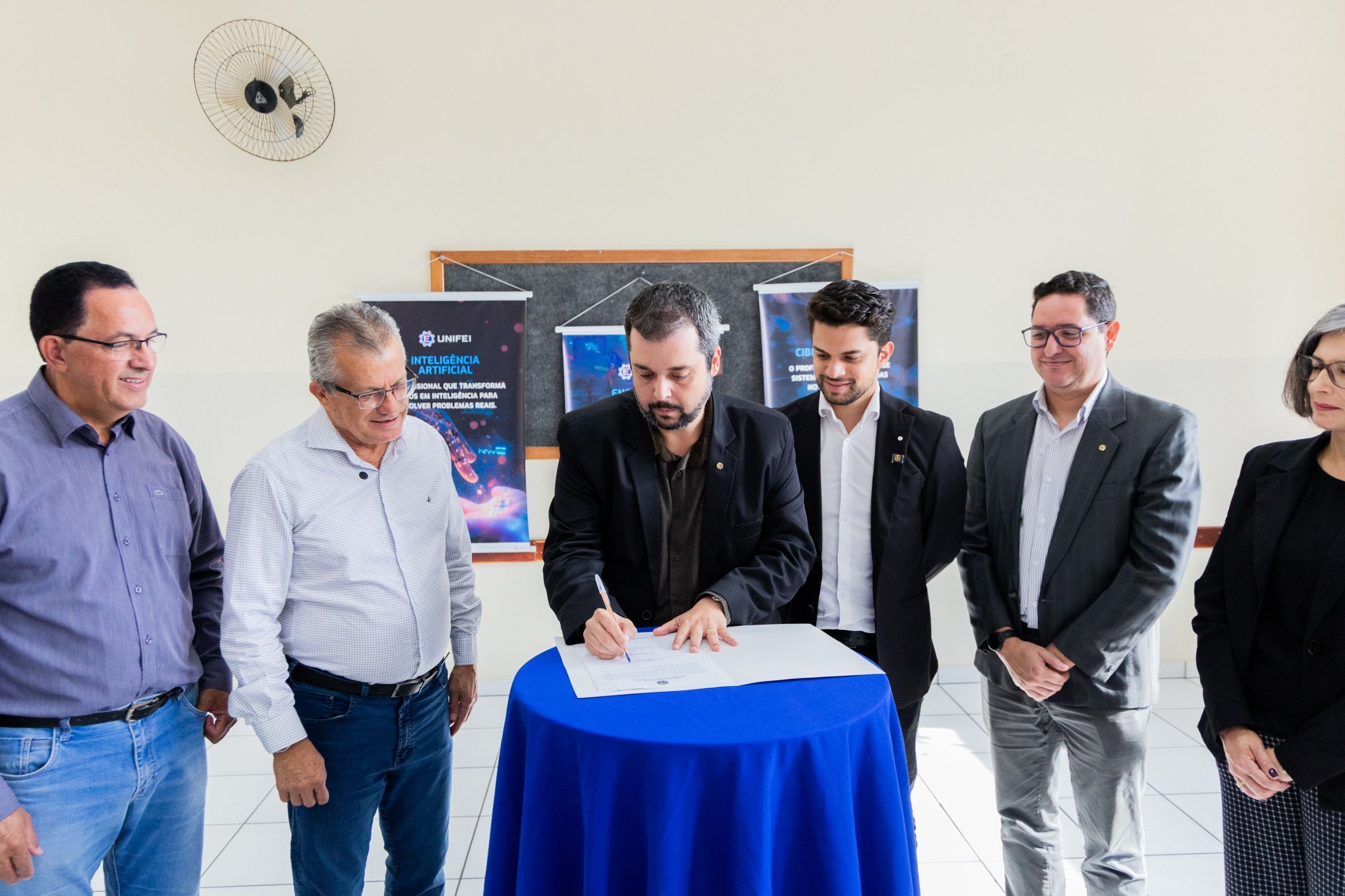 Prefeitura e UNIFEI assinam convênio para instalação de campus