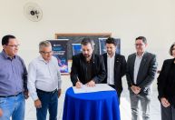 Prefeitura e UNIFEI assinam convênio para instalação de campus