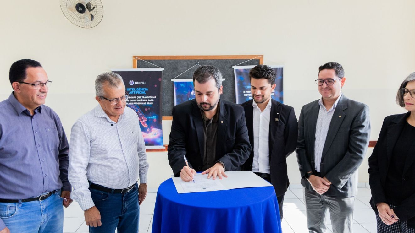 Prefeitura e UNIFEI assinam convênio para instalação de campus
