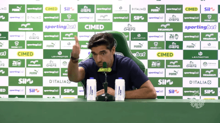 Abel Ferreira, técnico do Palmeiras • Reprodução/TV Palmeiras