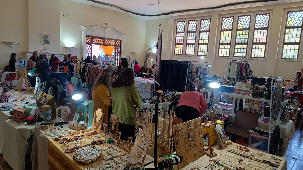 Poços de Caldas abre inscrições para feira de artesanato