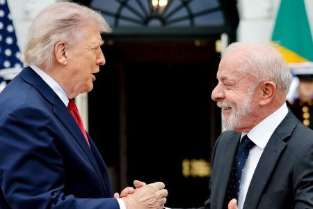 Lula diz que não discutiu eleições com Trump durante encontro: 'É um assunto brasileiro'