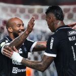 Em jogo com três gols anulados, Remo vence o Bahia e avança na Copa do Brasil