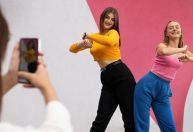 'Dancinhas' do TikTok podem ajudar na saúde, mas especialistas fazem alerta sobre excesso