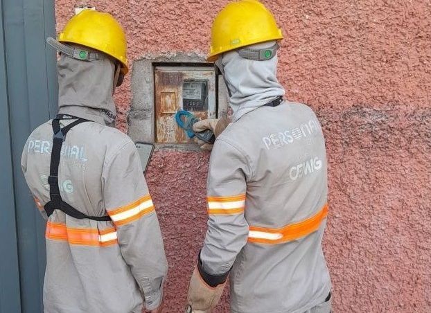 Cemig regulariza mais de 100 imóveis em mutirão contra fraudes