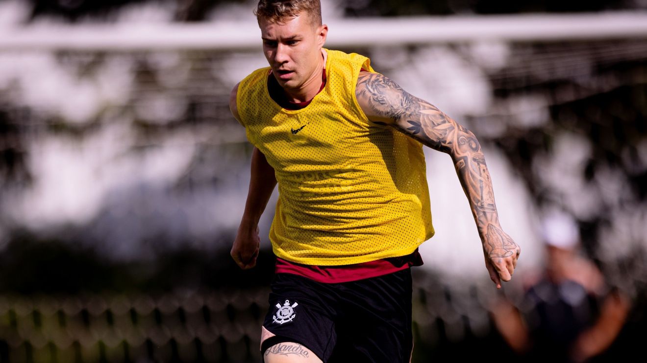 Volante do Corinthians avança em recuperação e se aproxima de retorno