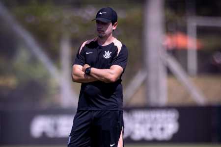 Fernando Diniz, técnico do Corinthians