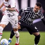 Corinthians x São Paulo: Lateral comenta não expulsão de Bobadilla por gesto obsceno