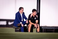 Debandada? Veja jogadores que podem deixar o Corinthians no meio do ano