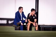 Debandada? Veja jogadores que podem deixar o Corinthians no meio do ano