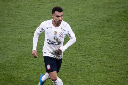 Matheuzinho, lateral-direito do Corinthians
