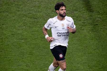 Yuri Alberto marcou o gol do Corinthians sobre o Barra-SC