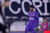 Hugo Souza, do Corinthians, revela papel de parede inusitado e expectativa por convocação