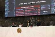 Projeto que prevê regras para farmácias pedirem CPF a clientes avança na ALMG