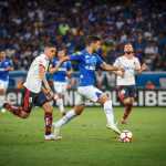 Cruzeiro e Flamengo se reencontram na Libertadores; relembre confronto