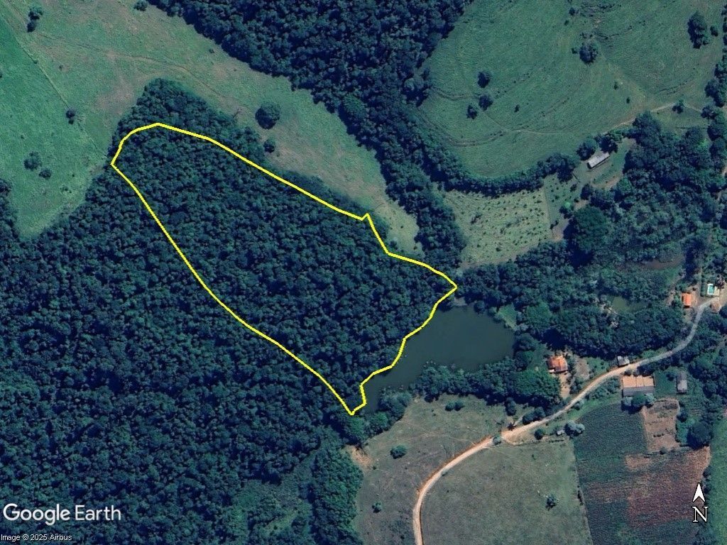 Professor doa área de mata para Prefeitura de Varginha criar parque ecológico