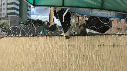 Imagens mostram destroços do avião em prédio de BH