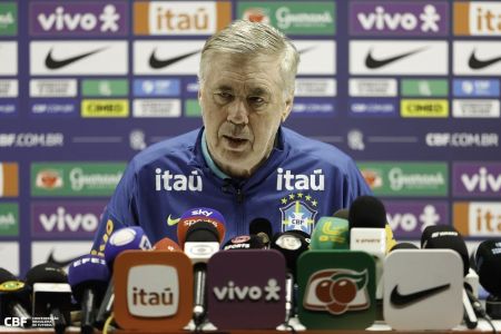 Convocação da Seleção Brasileira para a Copa terá jornalistas de 13 países diferentes