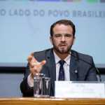 Ministro cancela viagem à Russia após fechamento de aeroporto em Moscou