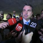 Moraes aciona MPE para investigar Flávio Bolsonaro por propaganda eleitoral antecipada