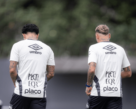 Gabigol e Neymar no treino desta sexta (1) • Raul Baretta/Santos FC