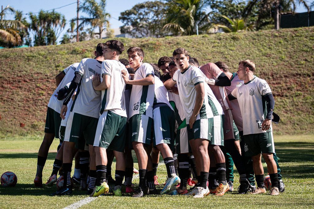 Tradicional clube mineiro volta às competições de base após quase mil dias
