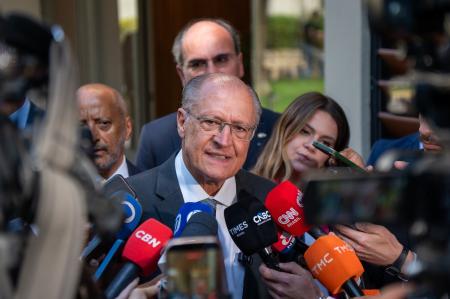 Presidente em exercício, Geraldo Alckmin
