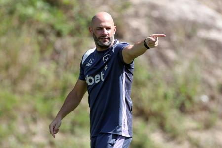 Franclim Carvalho vai comandar a retomada do Botafogo na temporada