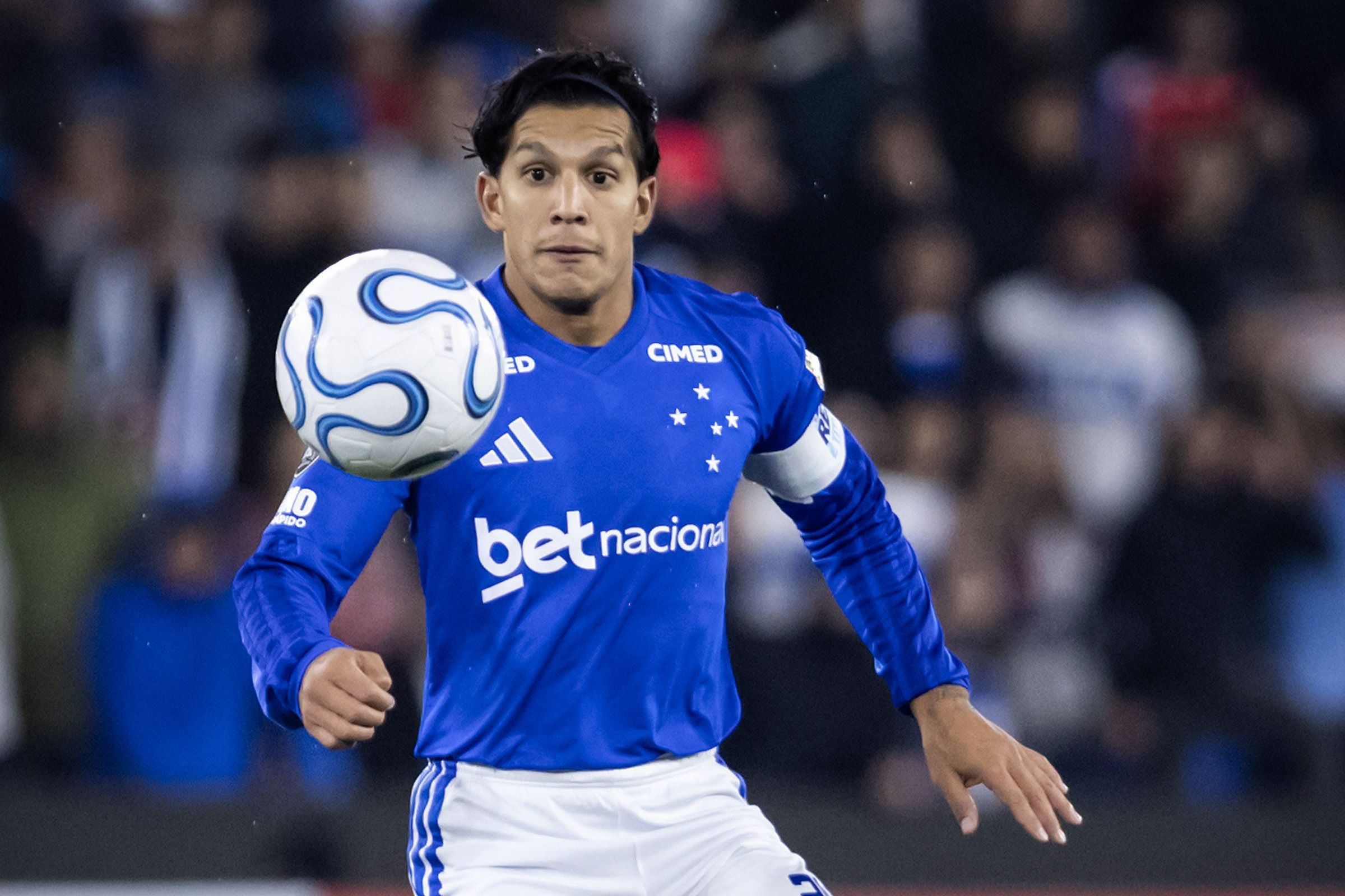 Romero explica como Cruzeiro deve encarar sequência 'pesada' na temporada