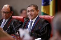 Nunes Marques vota contra pedido do PT; TSE adia distribuição do fundo eleitoral