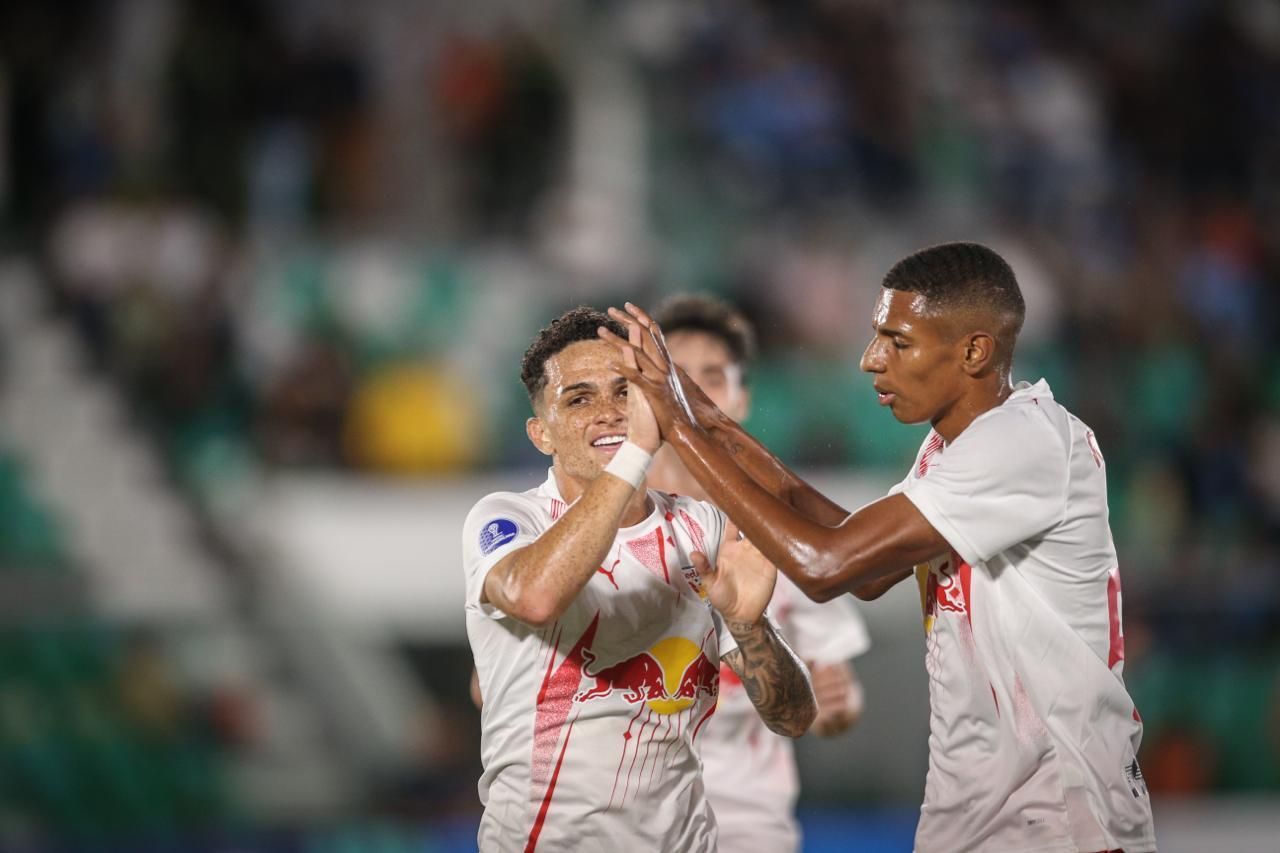 Bragantino faz 6 a 0 na Bolívia, elimina Blooming e embola grupo da Sul-Americana